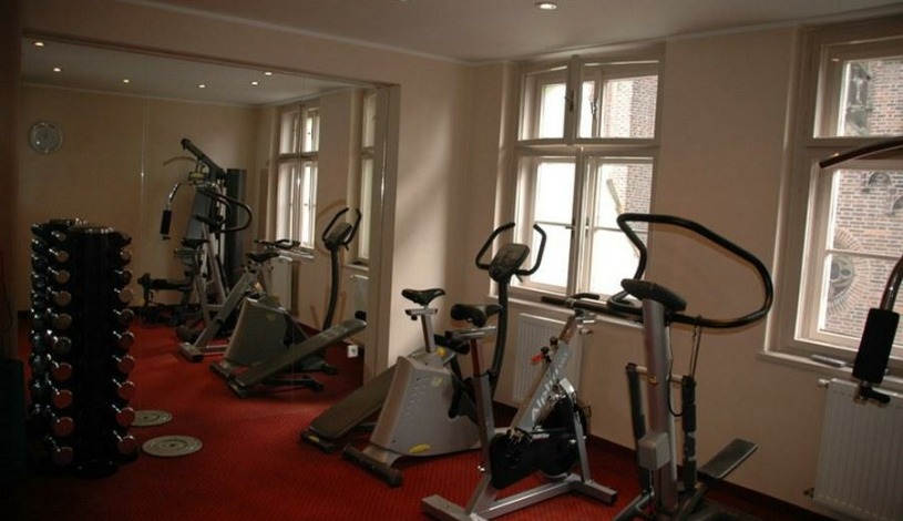 Hotel POD VĚŽÍ  Hradec Králové